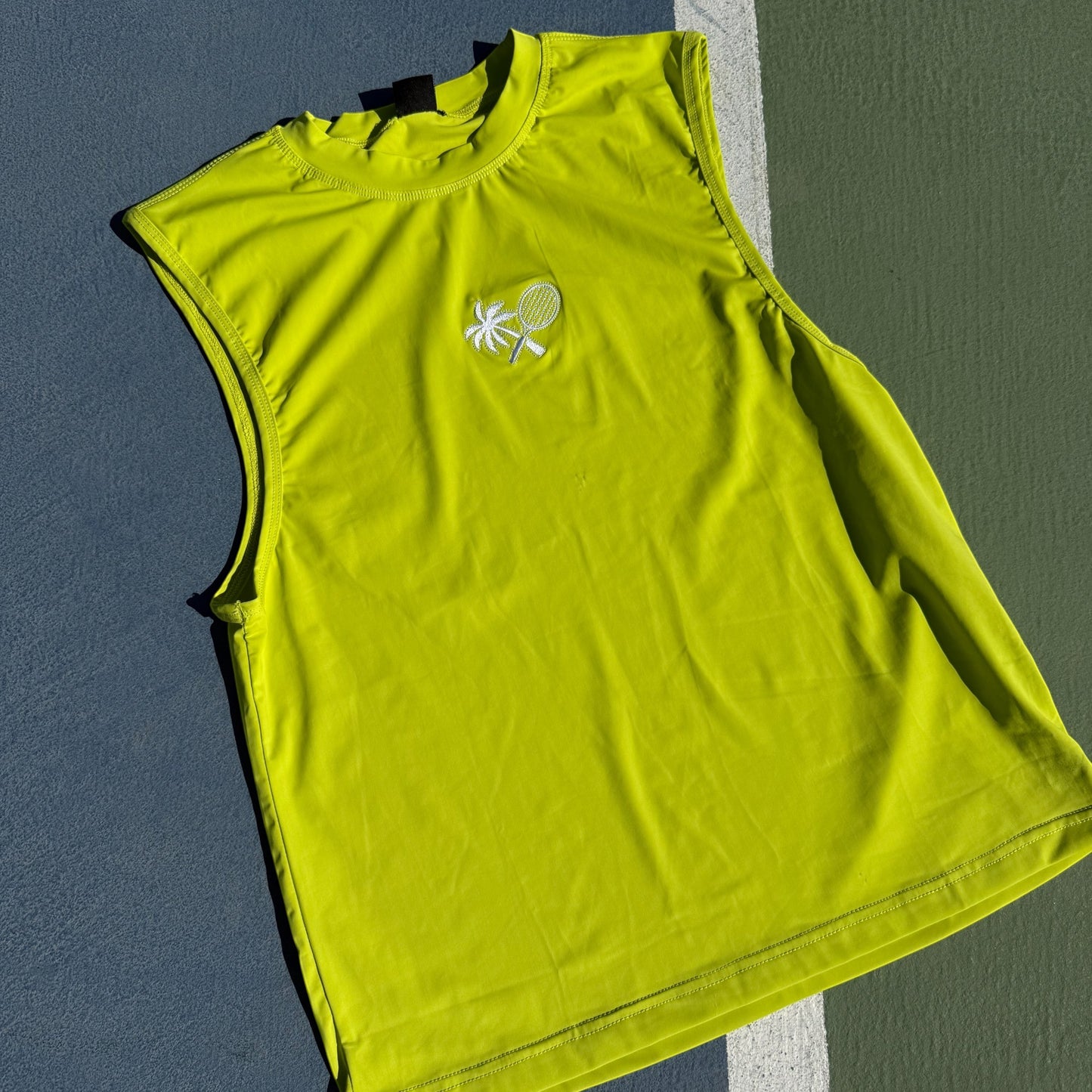 PERFORMANCE WOMEN'S COURT TANK - LIME GREEN